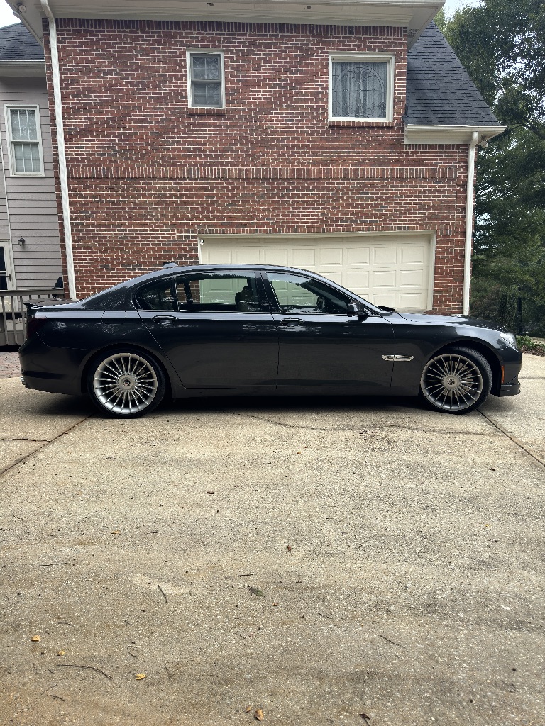 2012 BMW 750lxi, Alpina B7