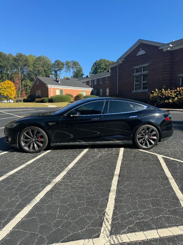 2015 Tesla Model S - $17,990