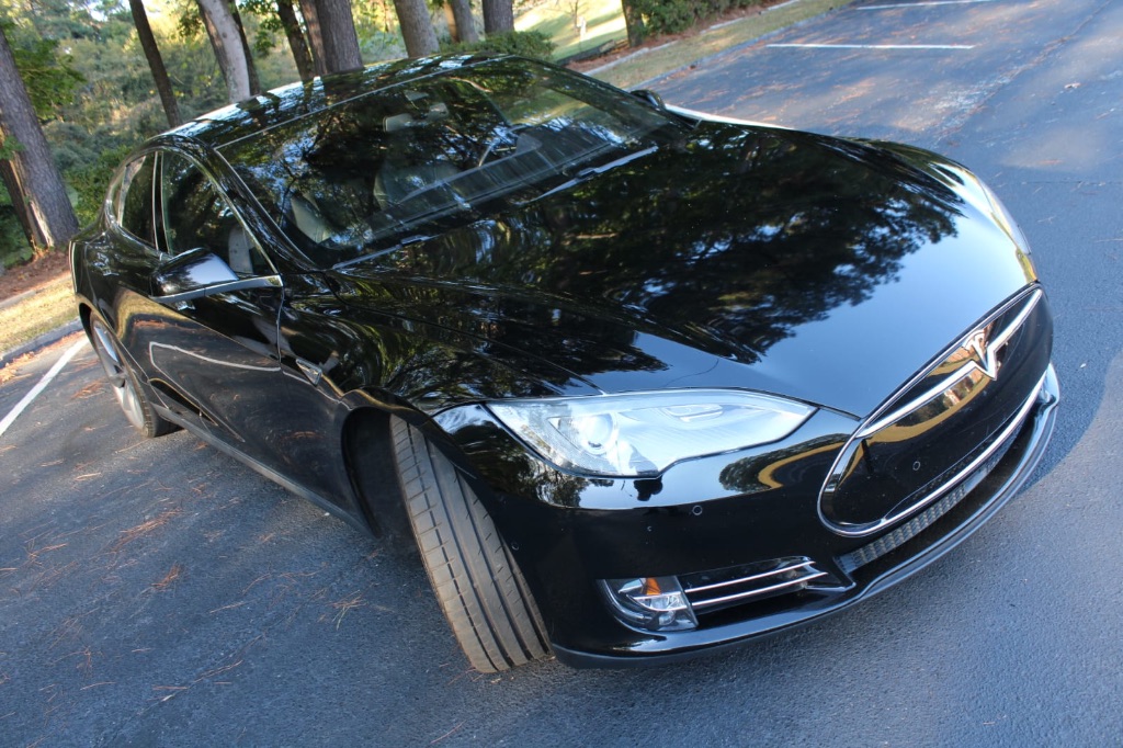 2015 Tesla Model S - $17,990