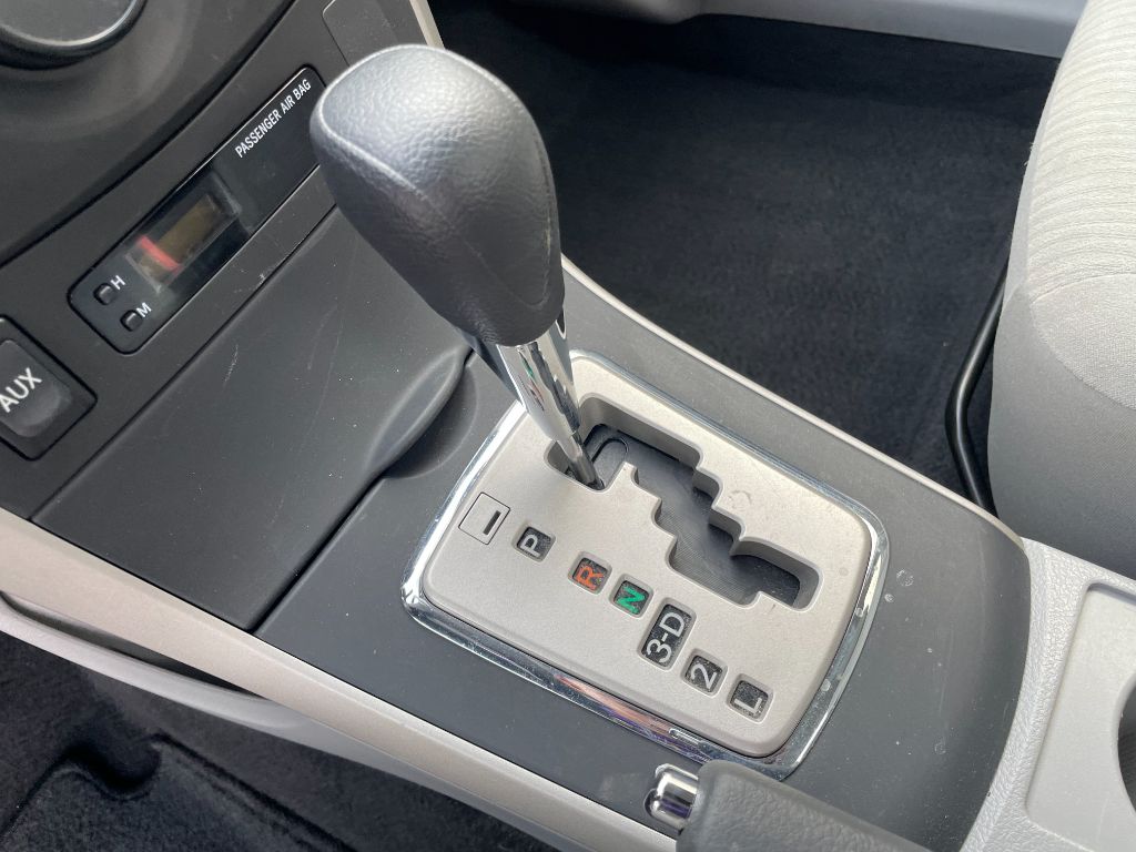2010 Toyota Corolla photo