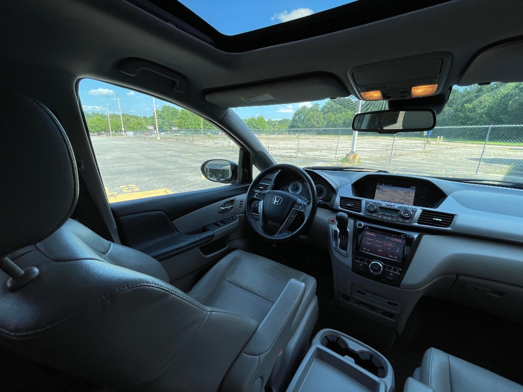 2014 Honda Odyssey - $6,499