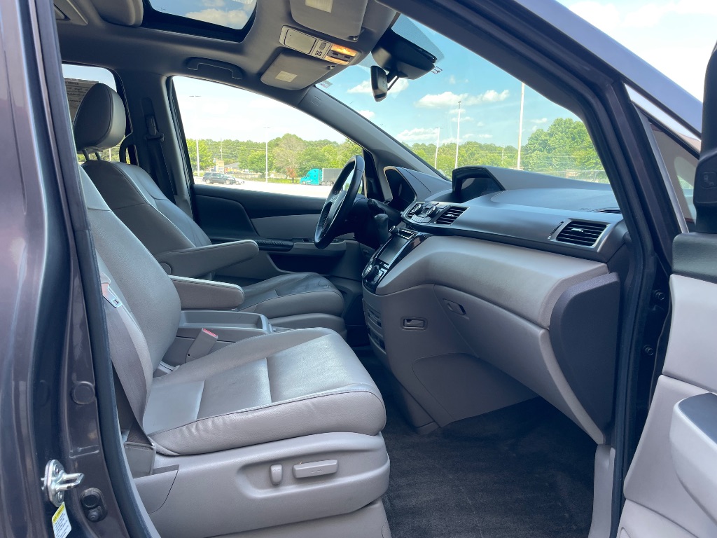 2014 Honda Odyssey - $6,499