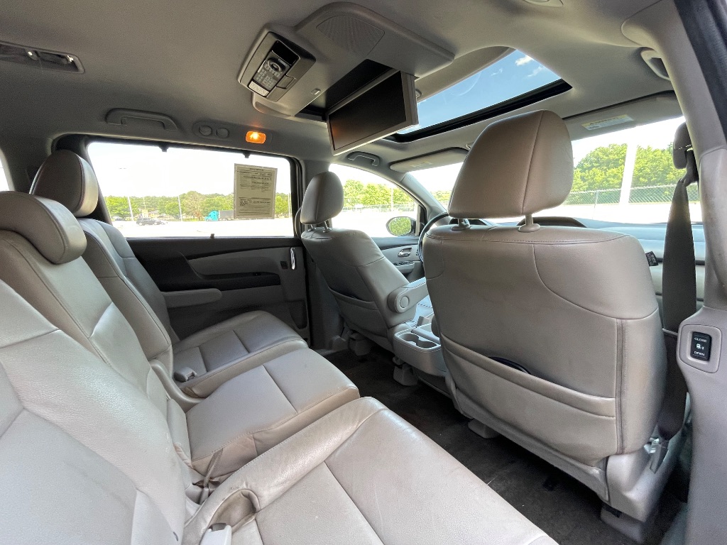 2014 Honda Odyssey - $6,499
