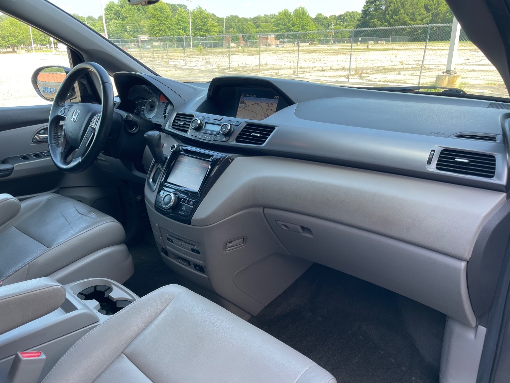 2014 Honda Odyssey - $6,499