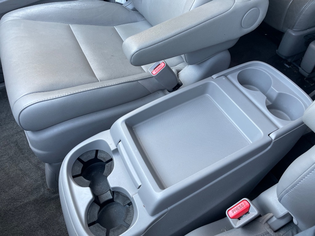 2014 Honda Odyssey - $6,499