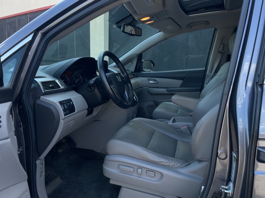 2014 Honda Odyssey - $6,499
