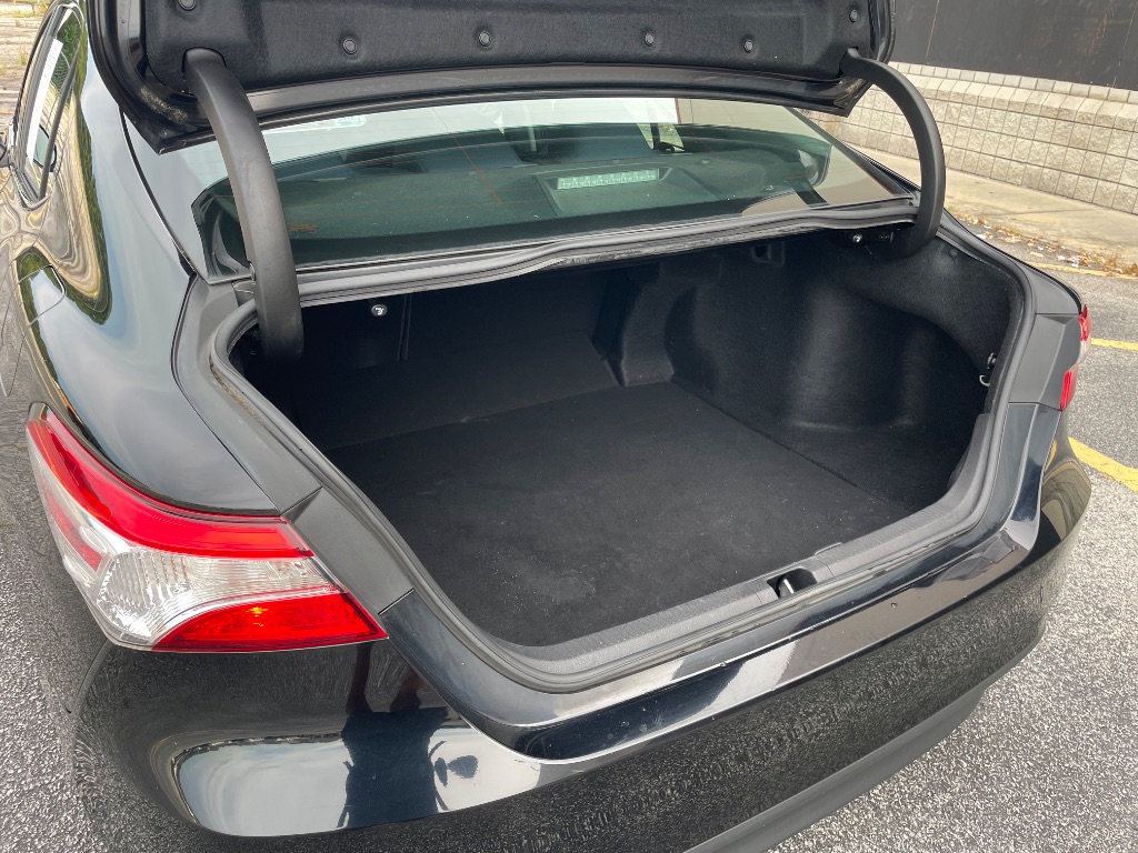 2018 Toyota Camry - $11,479