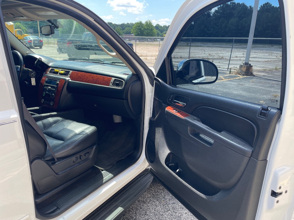2014 Chevrolet Tahoe - $7,599