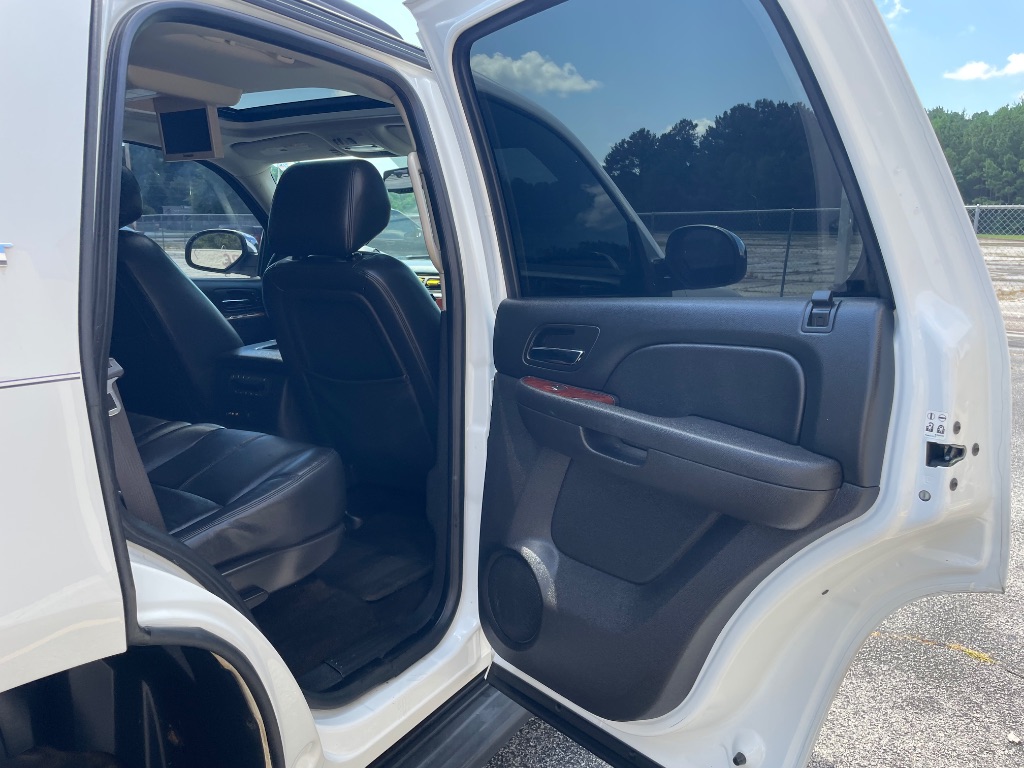 2014 Chevrolet Tahoe - $7,599