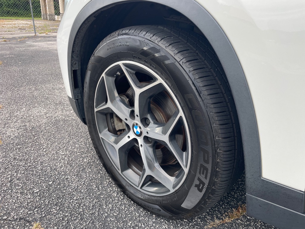 2019 BMW X1 - $11,599