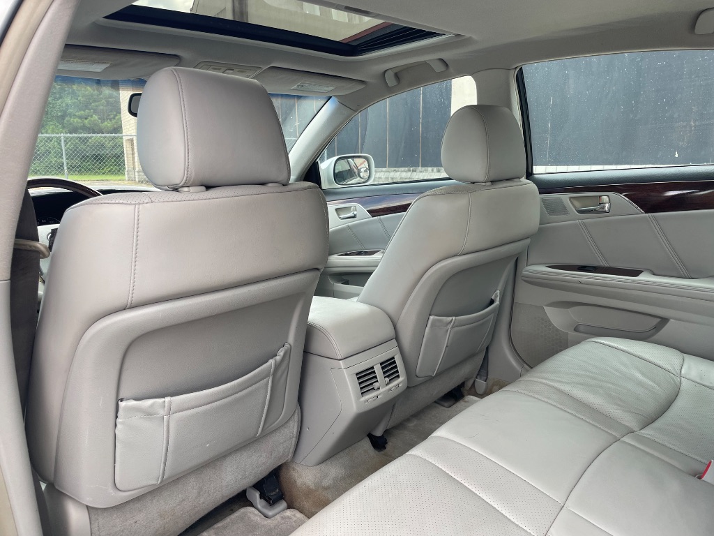 2008 Toyota Avalon - $4,999