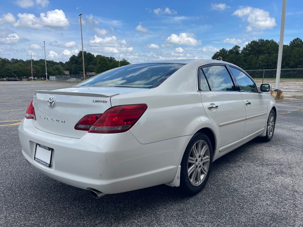 2008 Toyota Avalon - $4,999