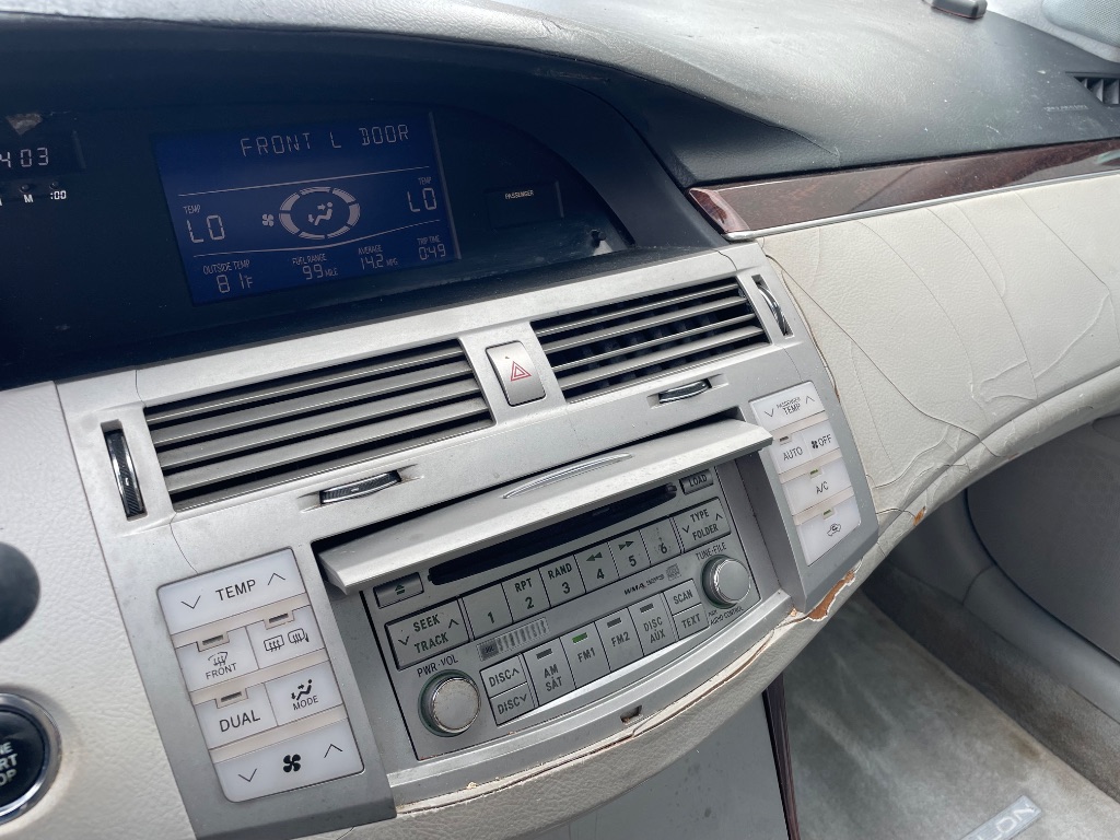 2008 Toyota Avalon - $4,999
