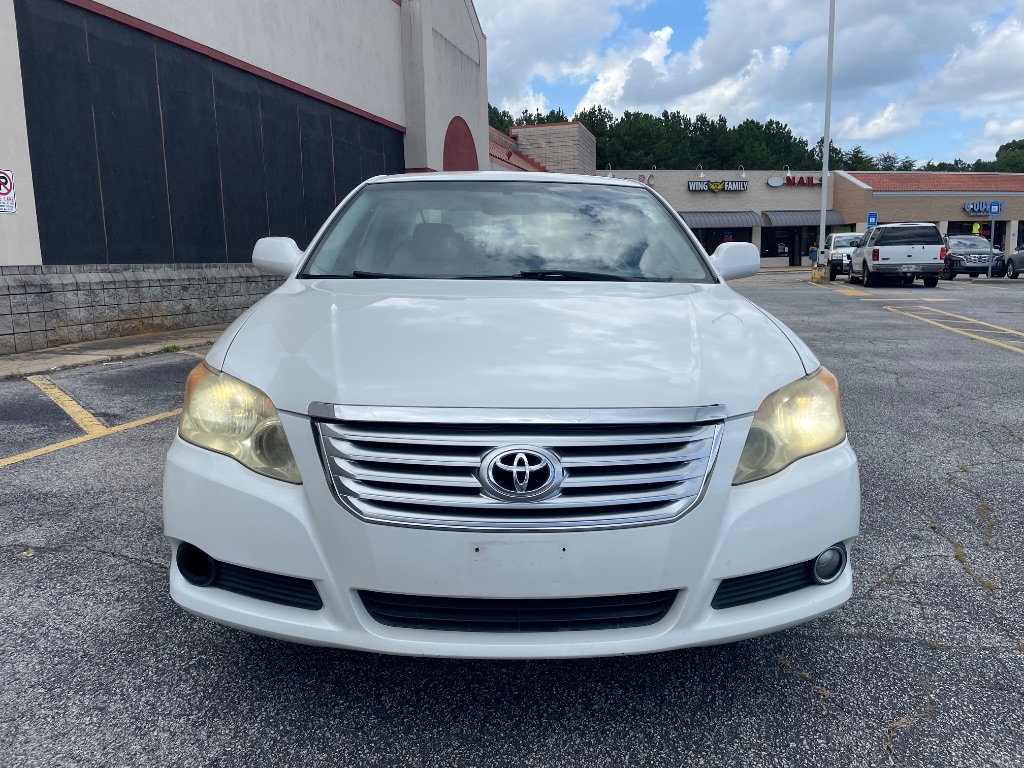 2008 Toyota Avalon - $4,999