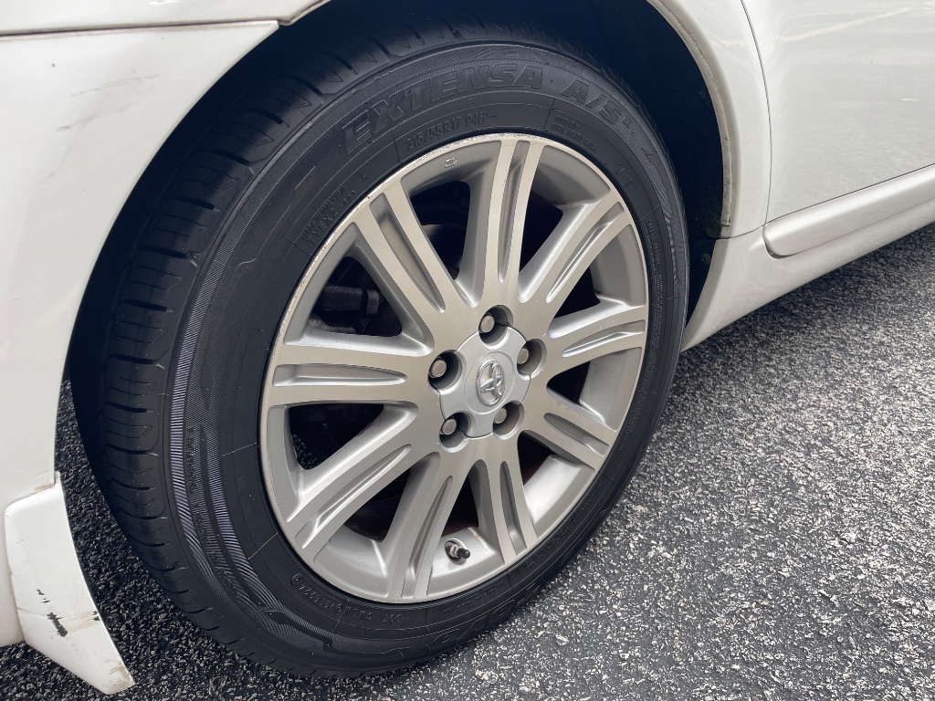 2008 Toyota Avalon - $4,999