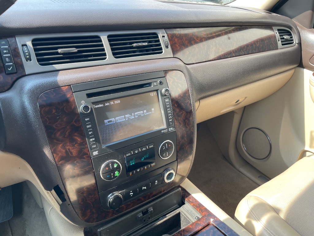 2013 GMC Yukon - $9,799