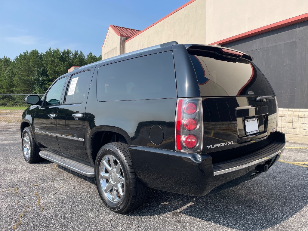 2013 GMC Yukon - $9,799
