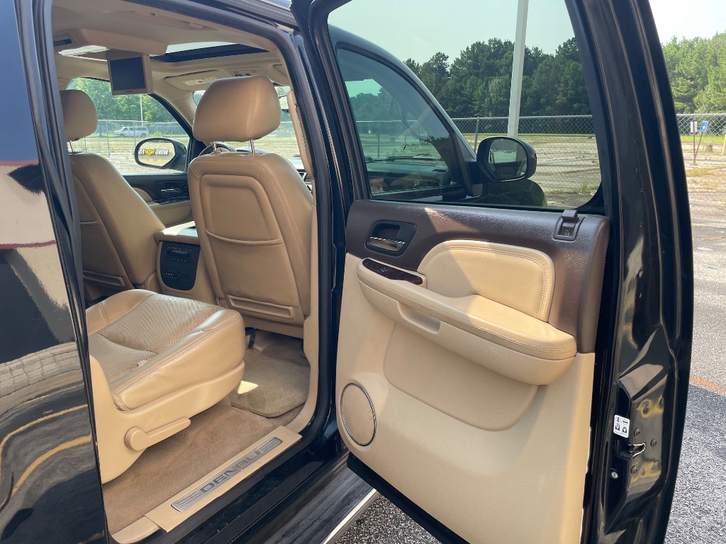 2013 GMC Yukon - $9,799