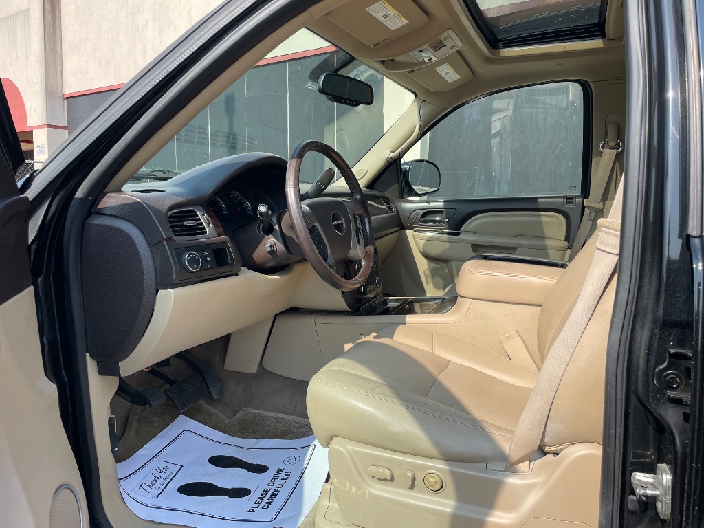 2013 GMC Yukon - $9,799