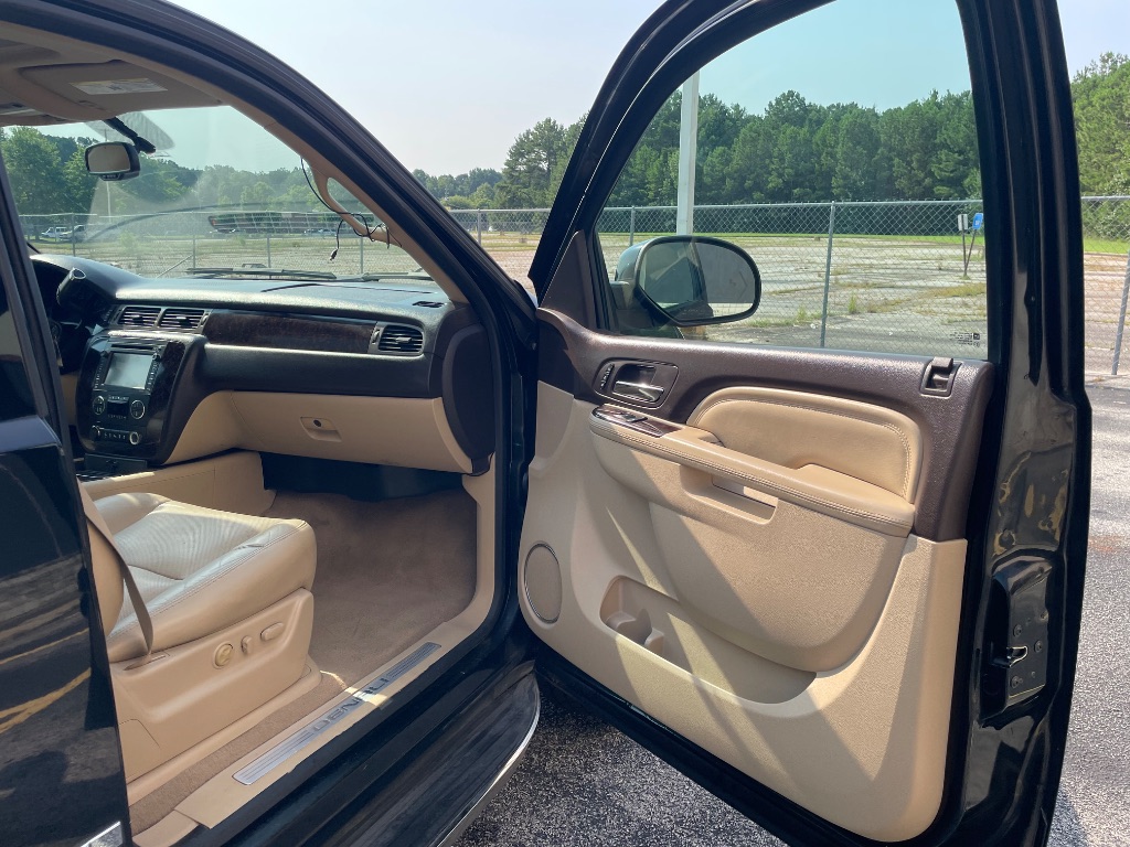 2013 GMC Yukon - $9,799