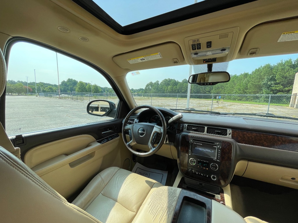 2013 GMC Yukon - $9,799