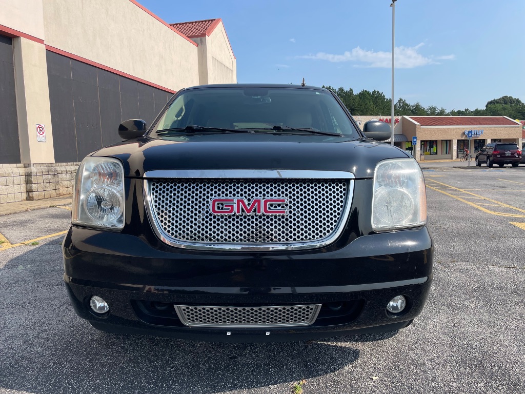 2013 GMC Yukon - $9,799