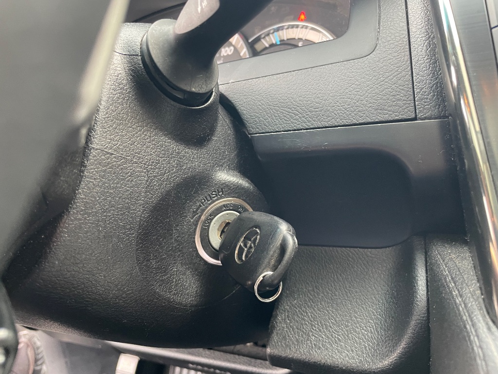2014 Toyota Camry - $5,999