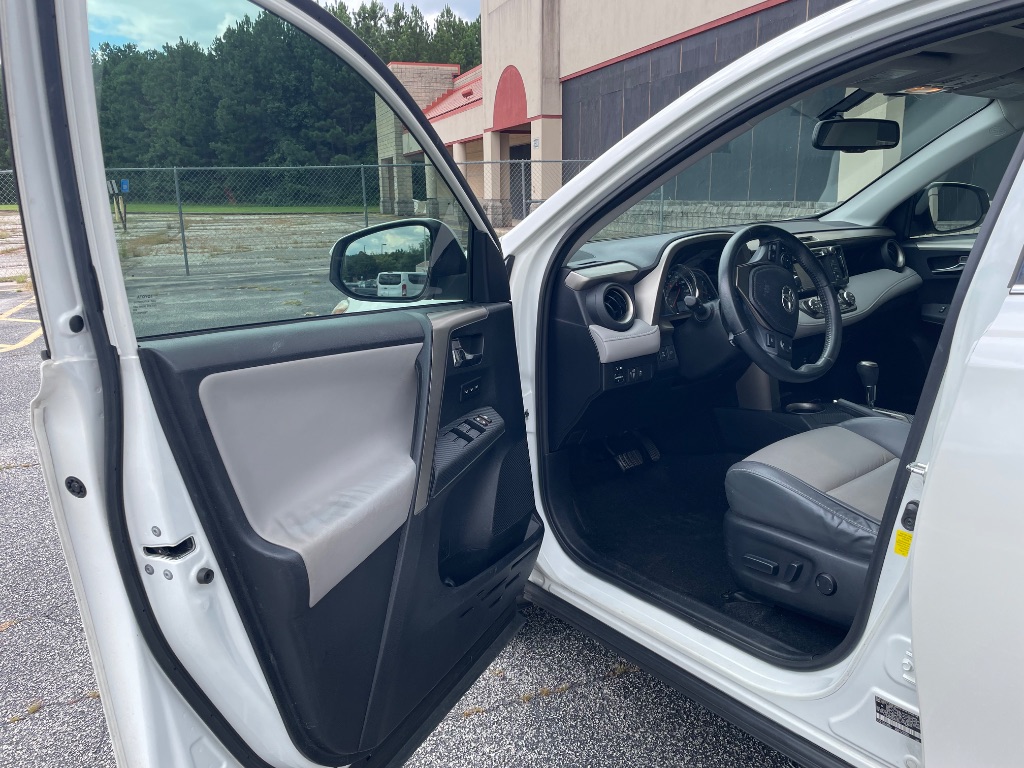 2014 Toyota RAV4 - $10,499