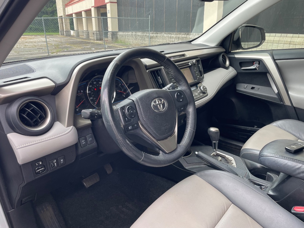 2014 Toyota RAV4 - $10,499