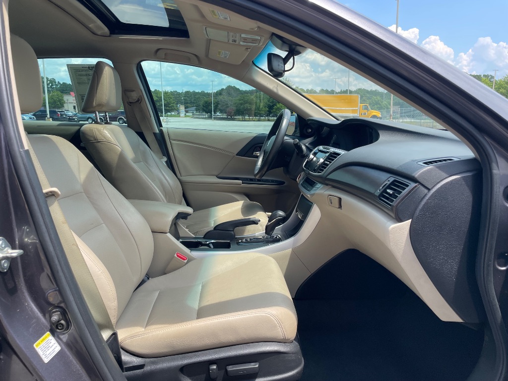 2015 Honda Accord - $12,999