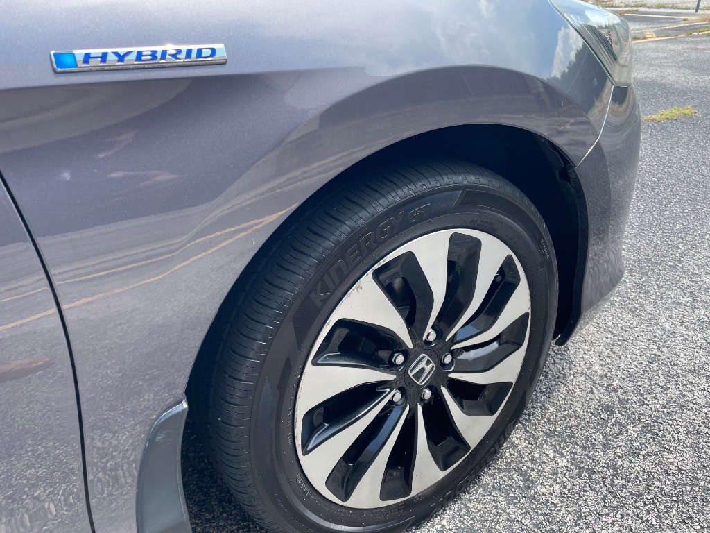 2015 Honda Accord - $12,999