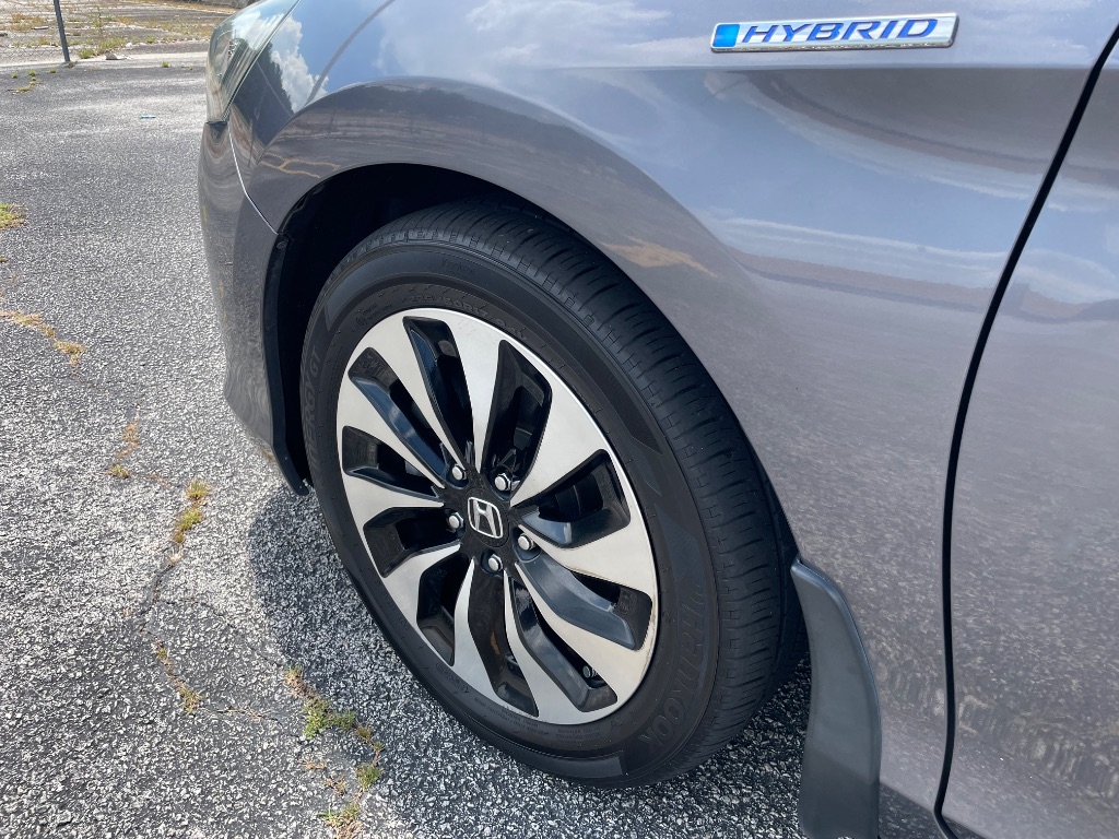 2015 Honda Accord - $12,999