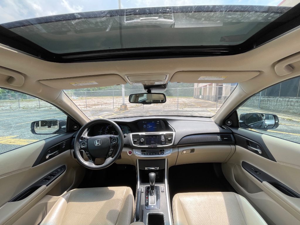 2015 Honda Accord - $12,999