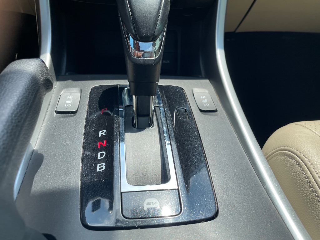 2015 Honda Accord - $12,999