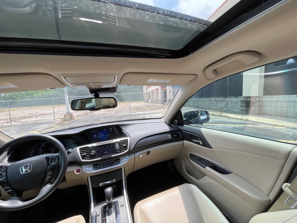 2015 Honda Accord - $12,999