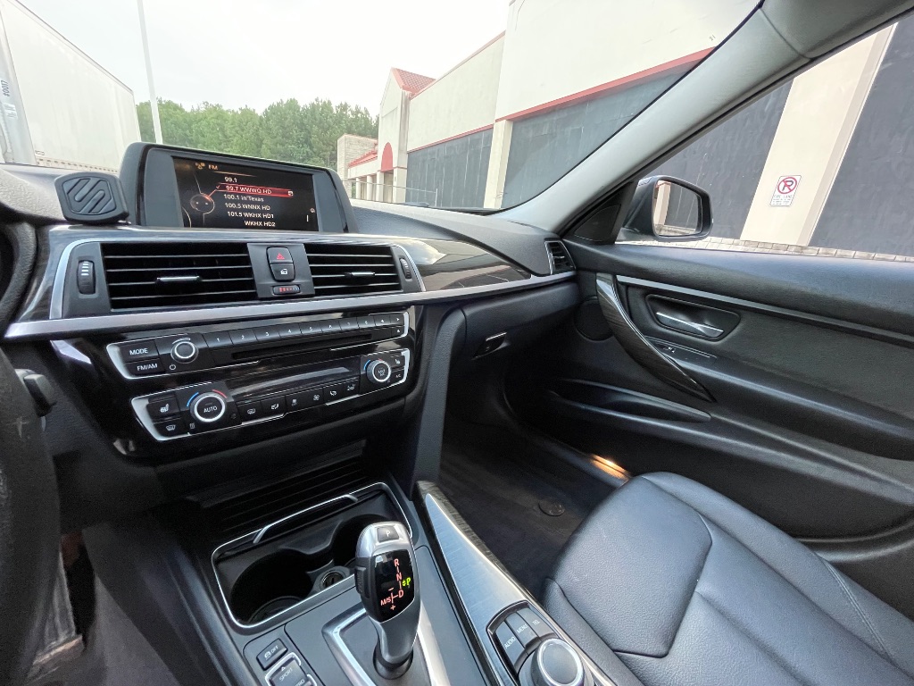 2016 BMW 320i - $9,997