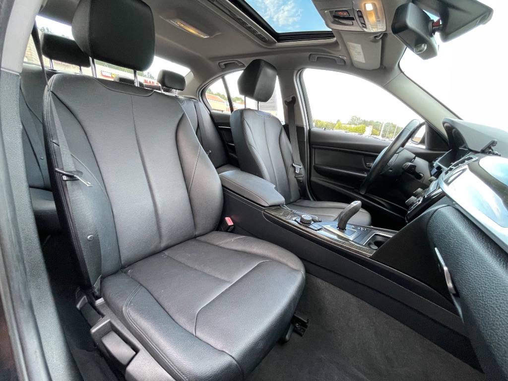 2016 BMW 320i - $9,997