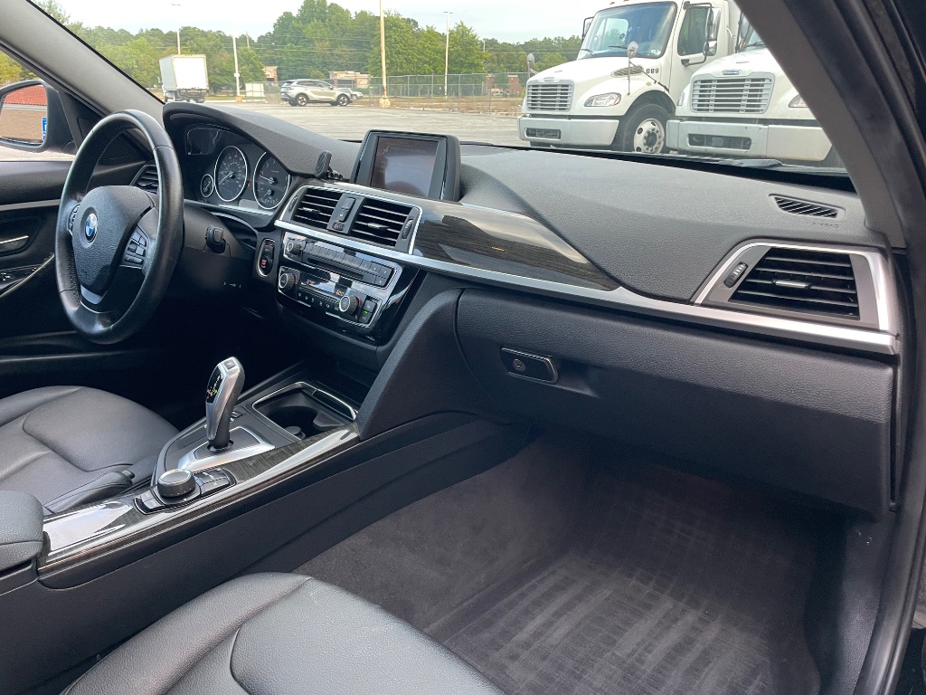 2016 BMW 320i - $9,997