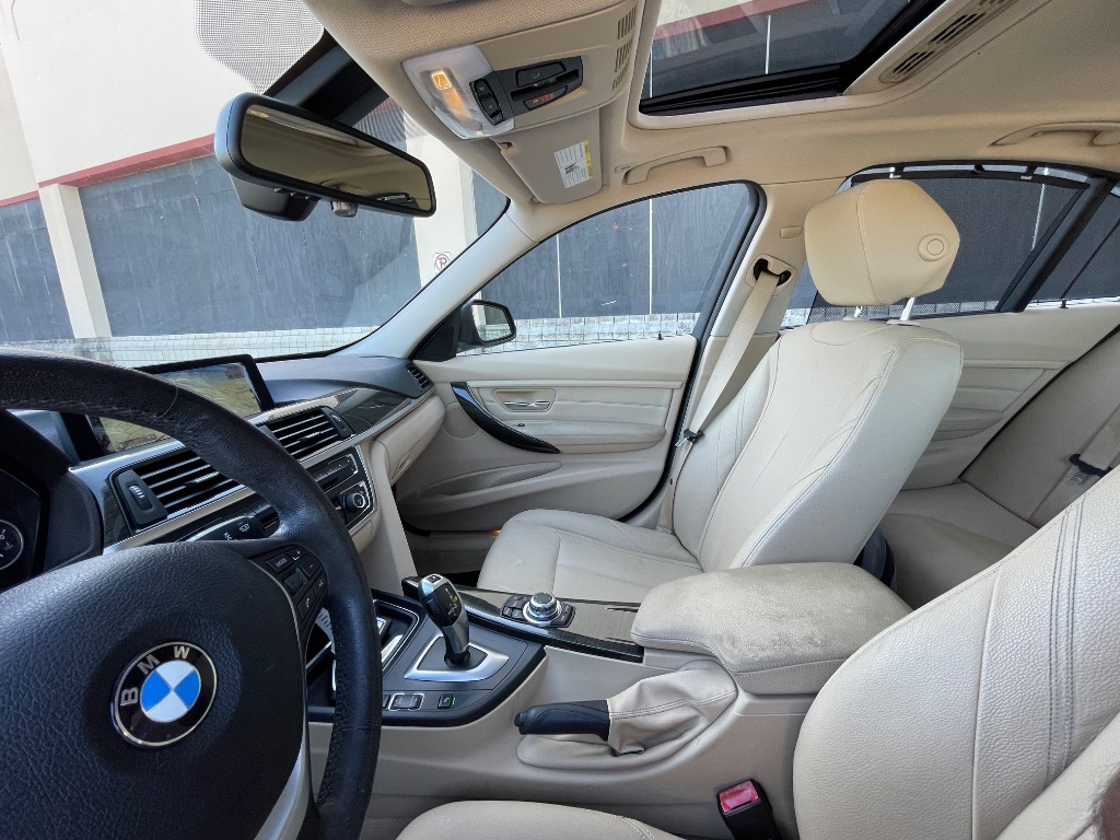 2012 BMW 328i - $7,999