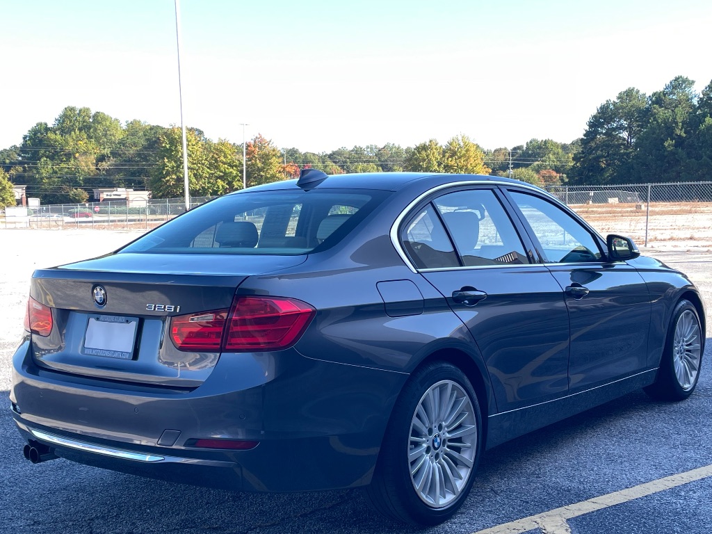 2012 BMW 328i - $7,999