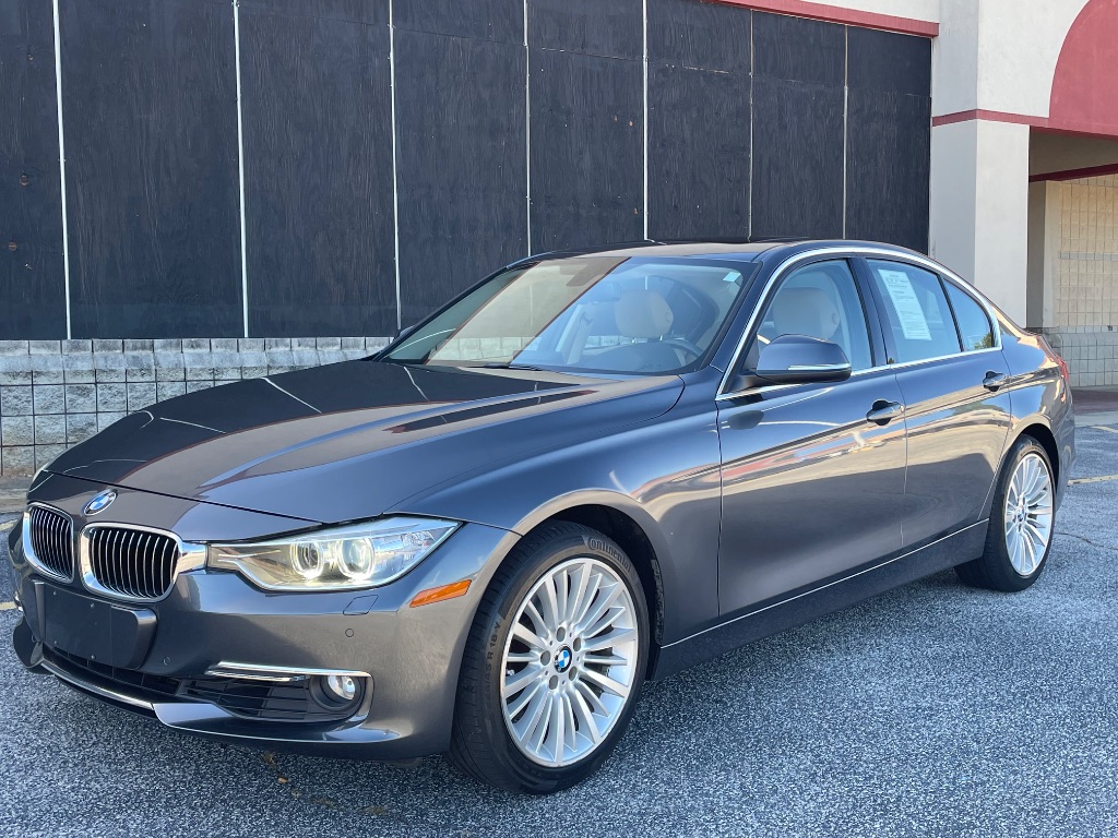 2012 BMW 328i - $7,999