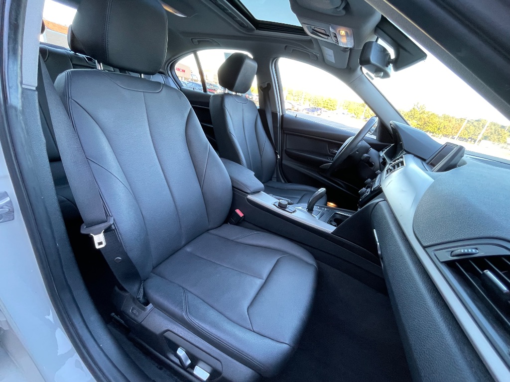 2016 BMW 320i - $7,997