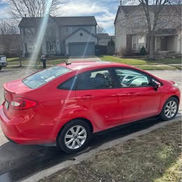 2013 Ford Fiesta SE photo
