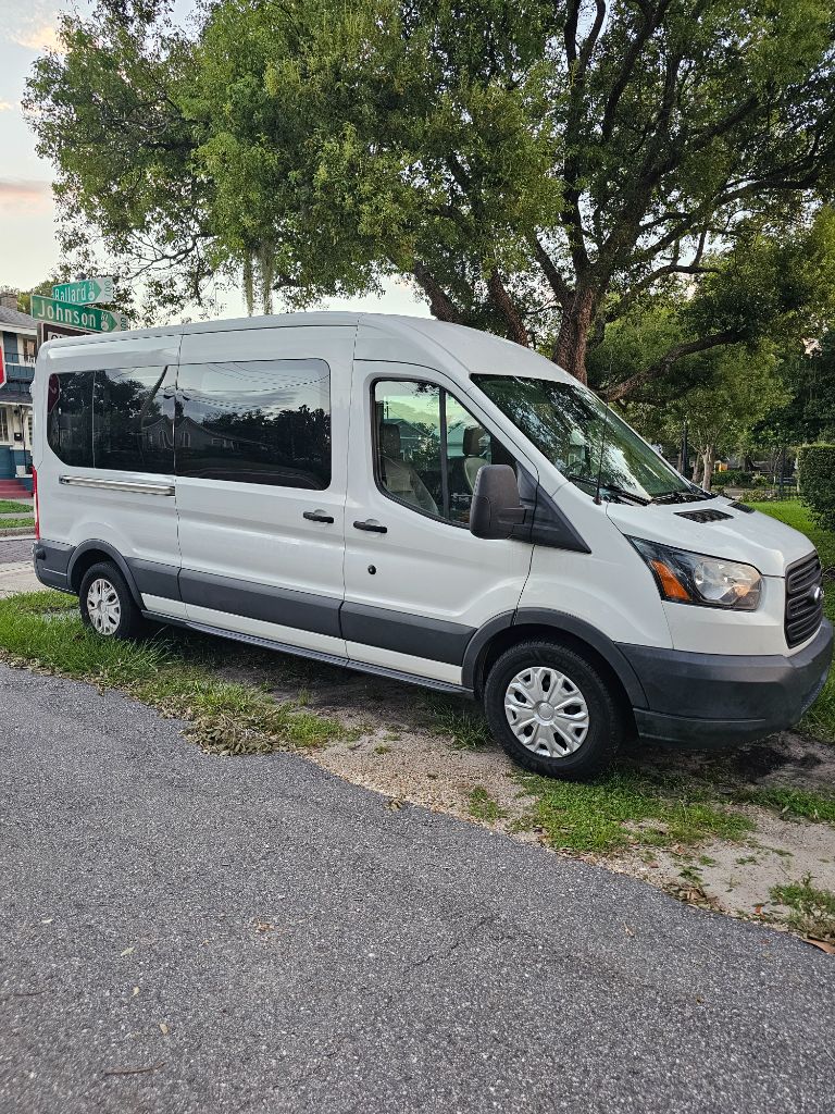 2015 Ford Other 350 XL photo