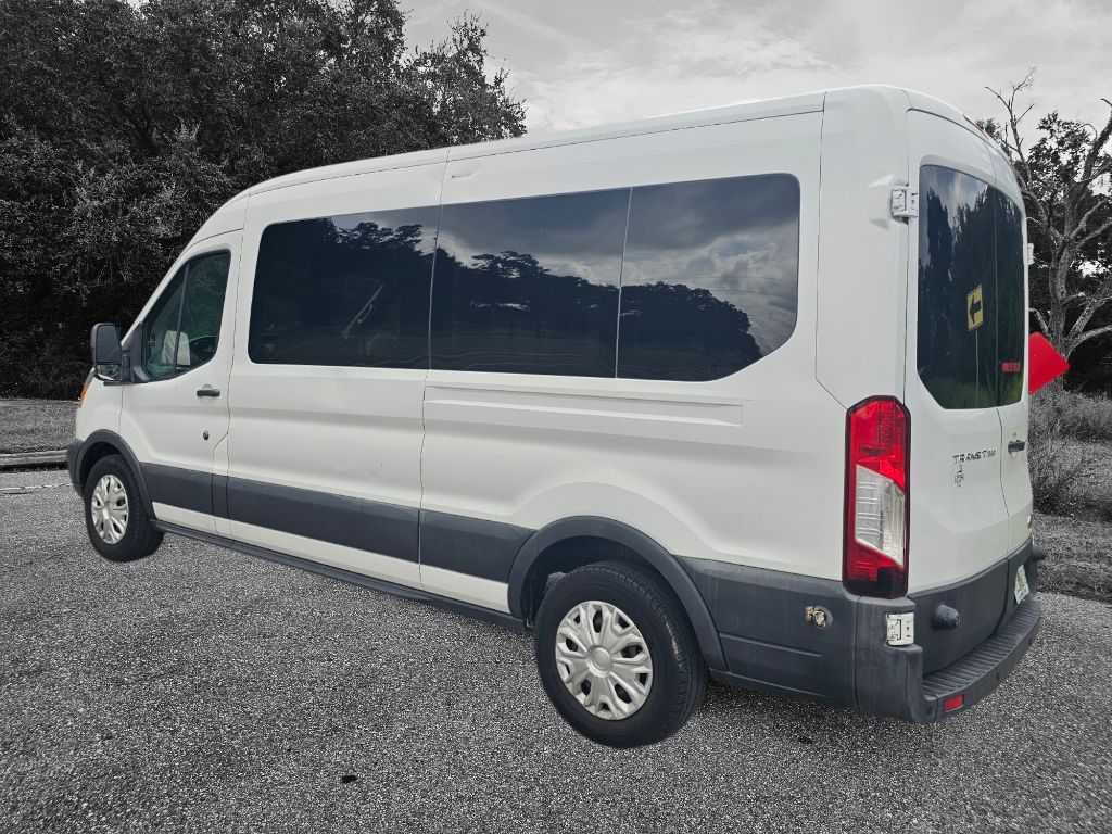 2015 Ford Other 350 XL photo