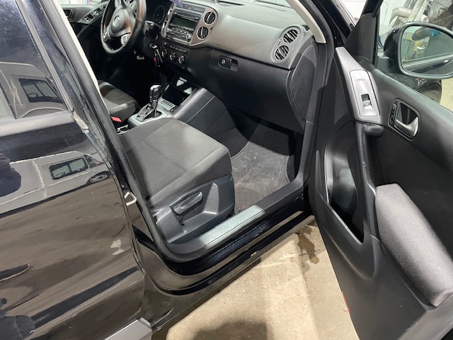 2013 Volkswagen Tiguan S 4Motion photo