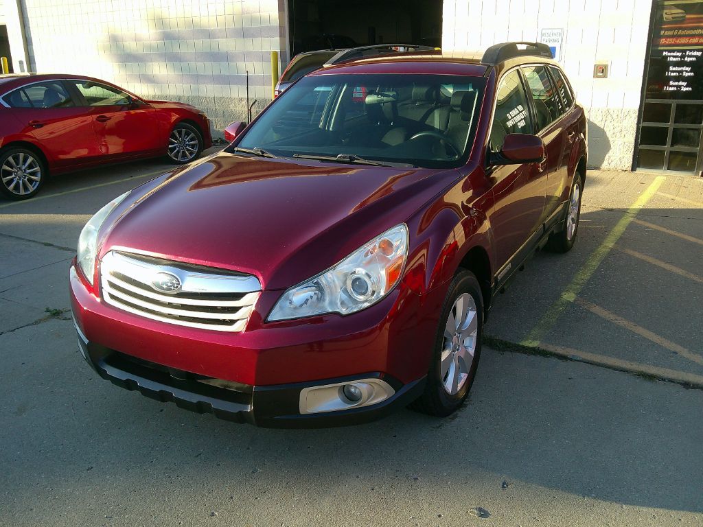 2012 Subaru Outback 2.5i photo