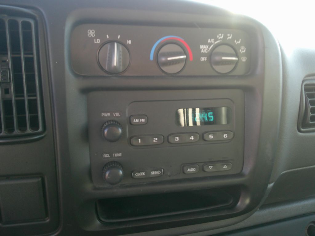 2002 Chevrolet Express 3500 3500 photo