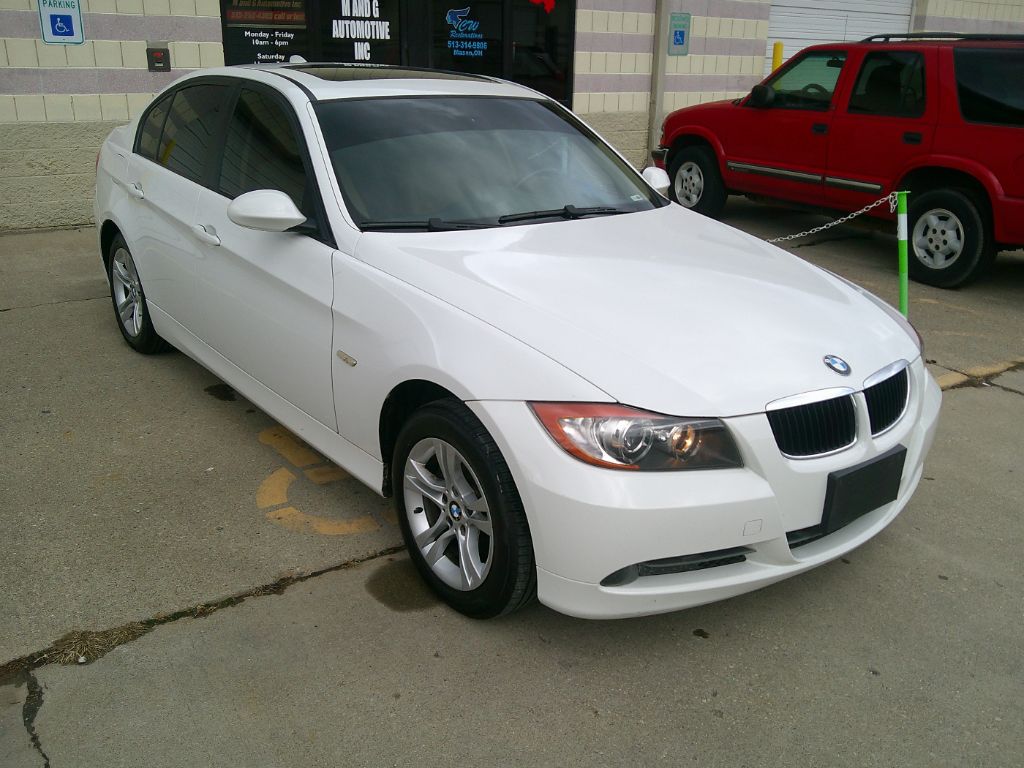 2008 BMW 3-Series 328i photo