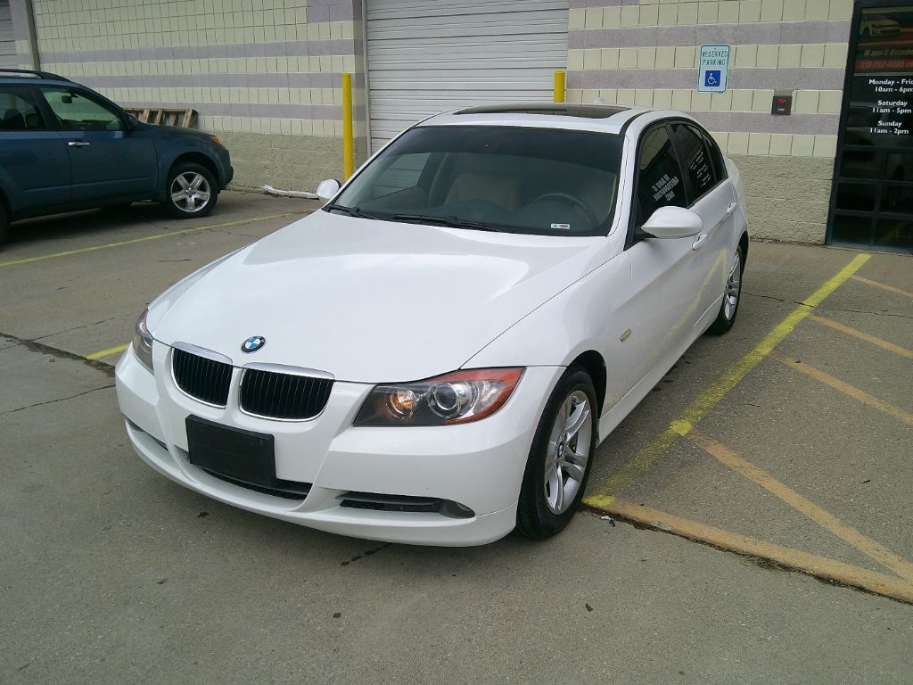 2008 BMW 3-Series 328i photo